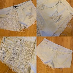 *2/$30* Forever 21 Festival Jean Shorts sz 27